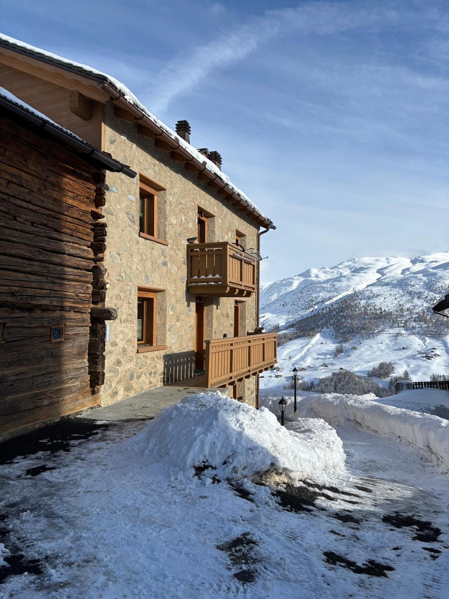Baita Della Valle -Appartamento Bucaneve- Livigno Kültér fotó